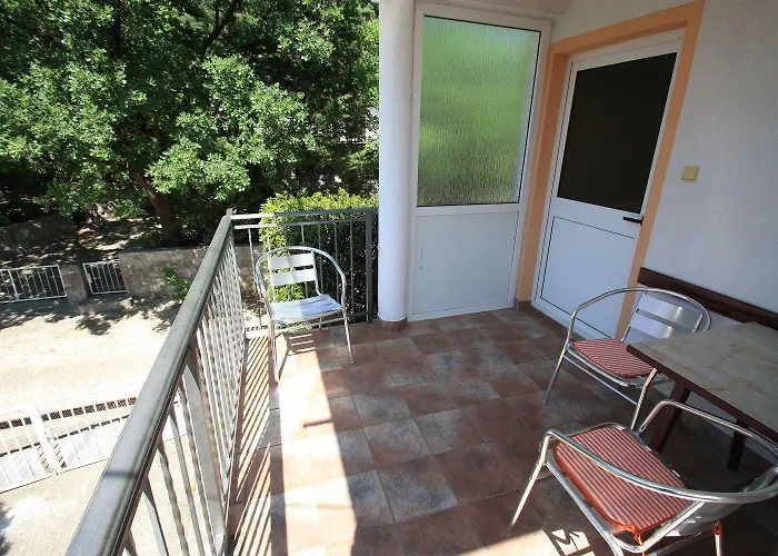 Hundefreundliches Studio-apartment Nur 80 Meter Zum Mit Pool * Crikvenica